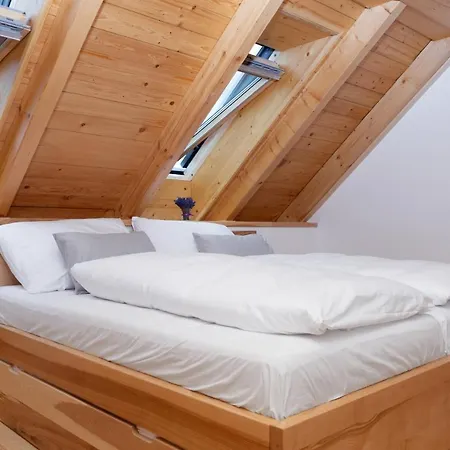 Hájenka pod větrníky *
