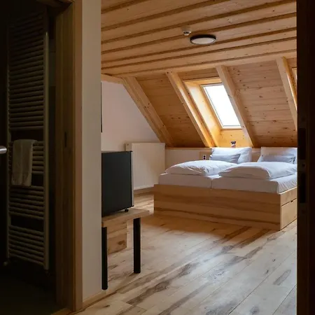 Hajenka Pod Vetrniky Gasthof